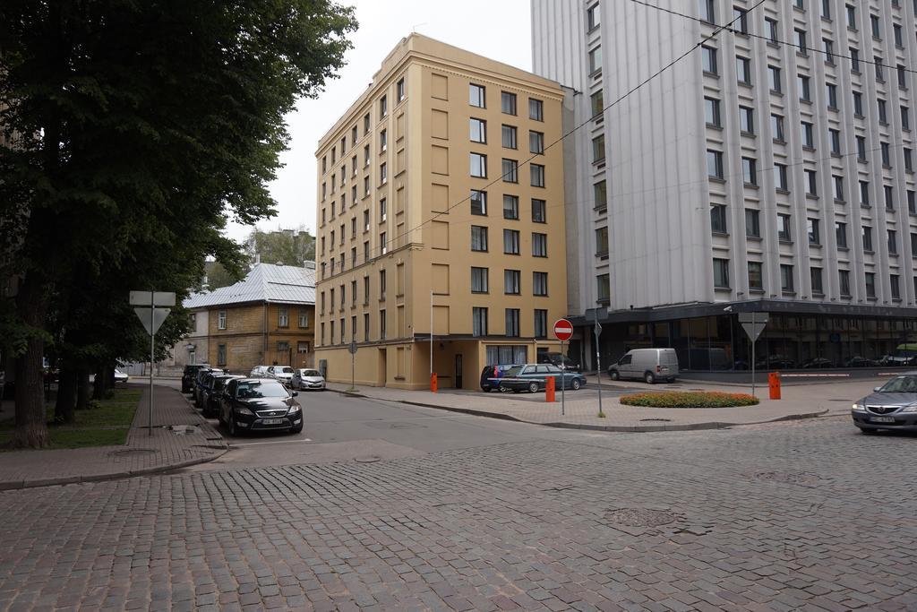 Amigo Hotel Рига Экстерьер фото