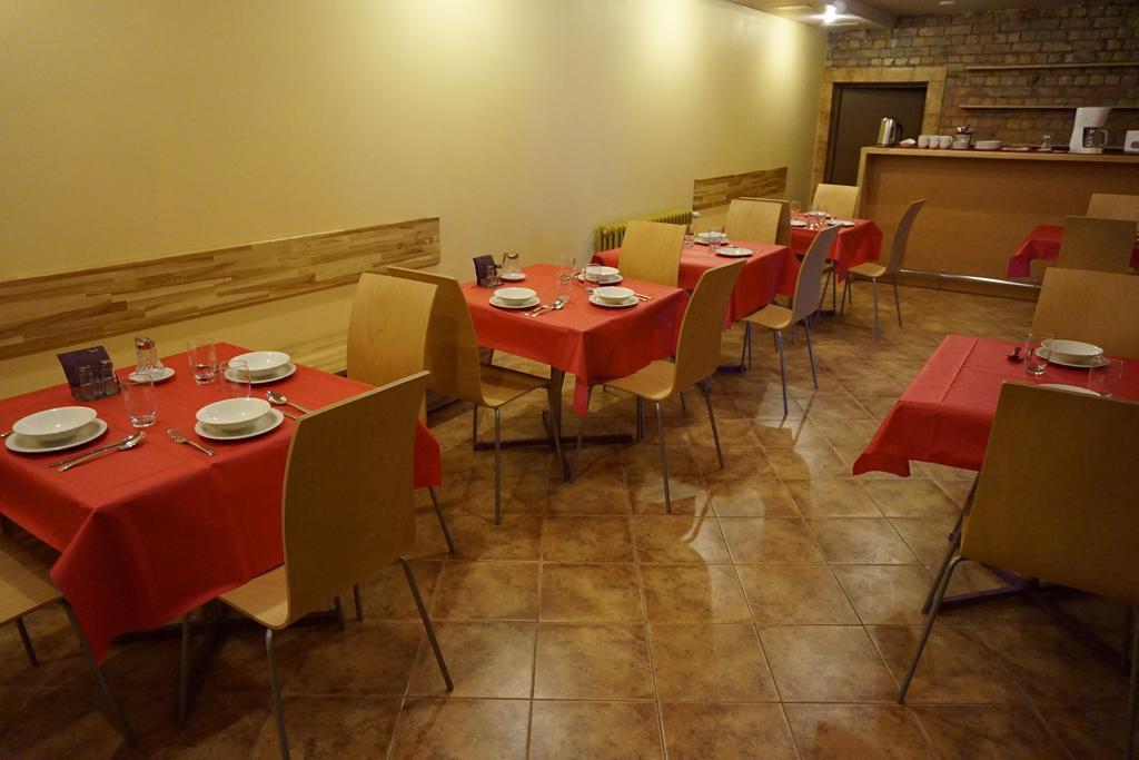 Amigo Hotel Рига Экстерьер фото